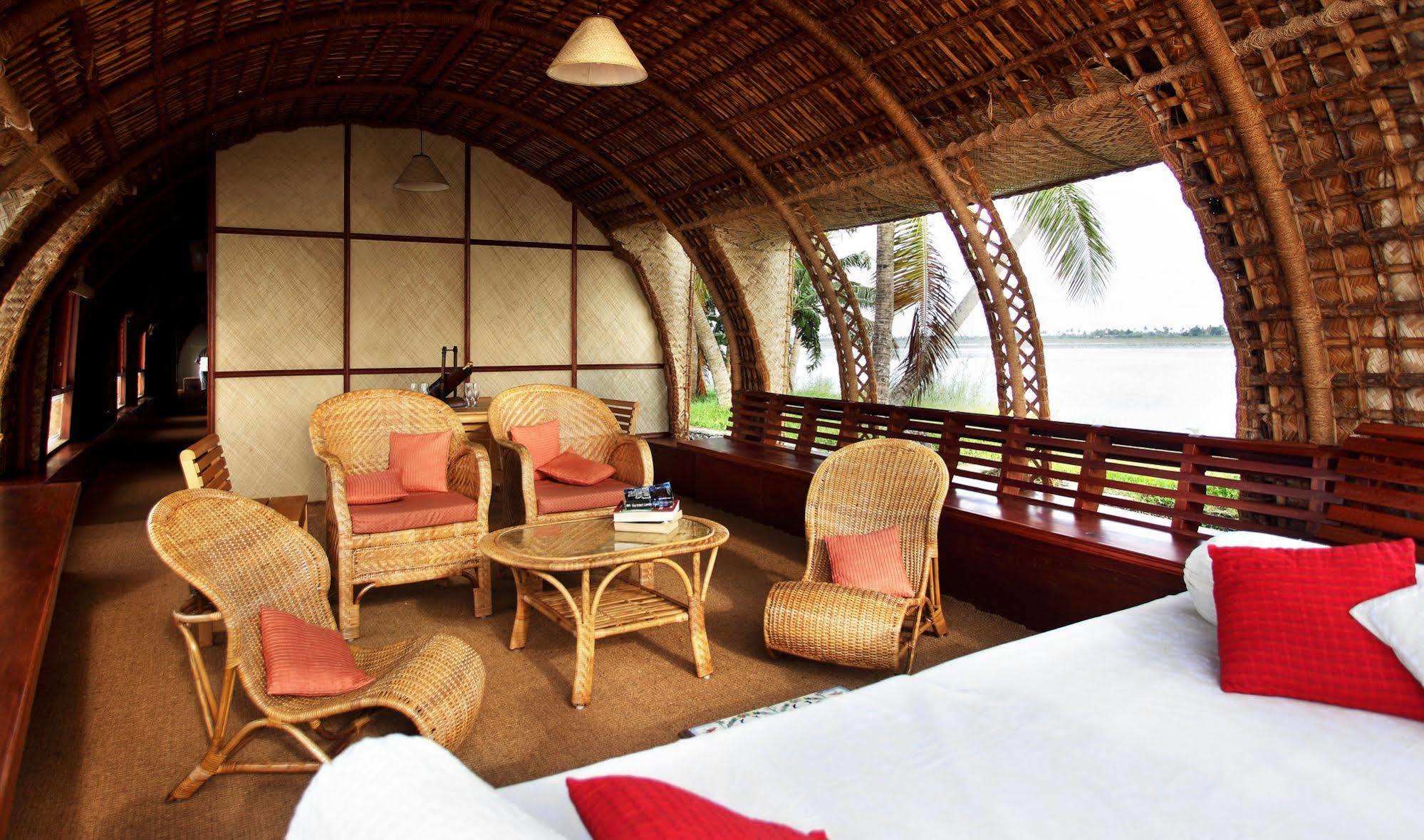 Hotel Marvel Cruise Alappuzha Exteriér fotografie