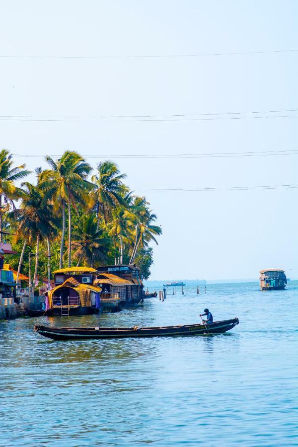 Hotel Marvel Cruise Alappuzha Exteriér fotografie