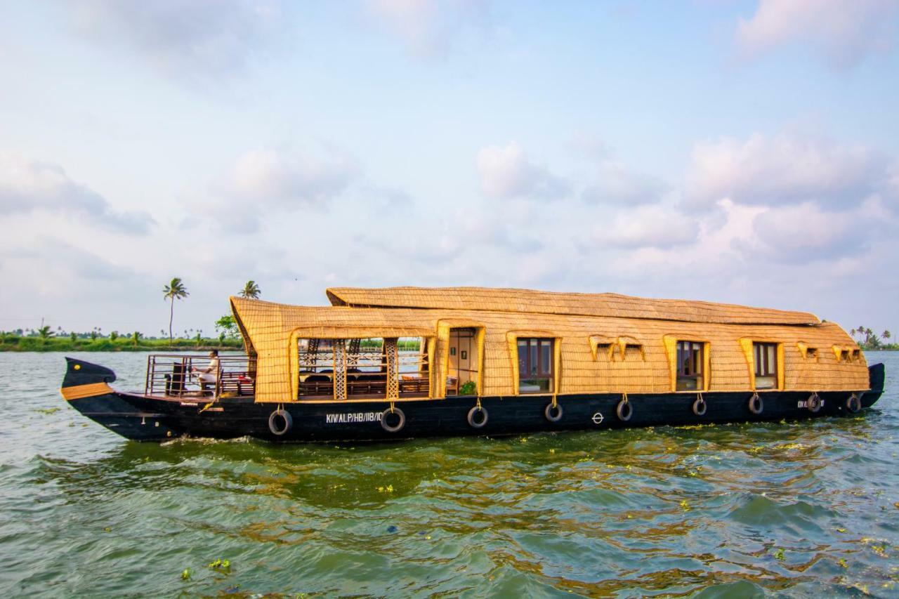 Hotel Marvel Cruise Alappuzha Exteriér fotografie